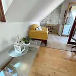 Πανσιόν House Ivancic 3*