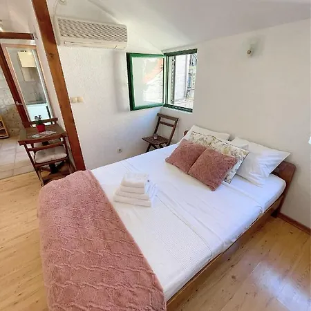 House Ivancic 3* Trogir