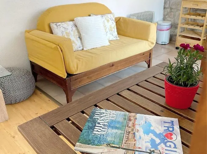 House Ivancic-free Parking 3* Trogir