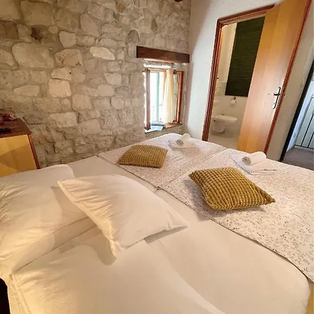 Guest house House Ivancic-free Parking